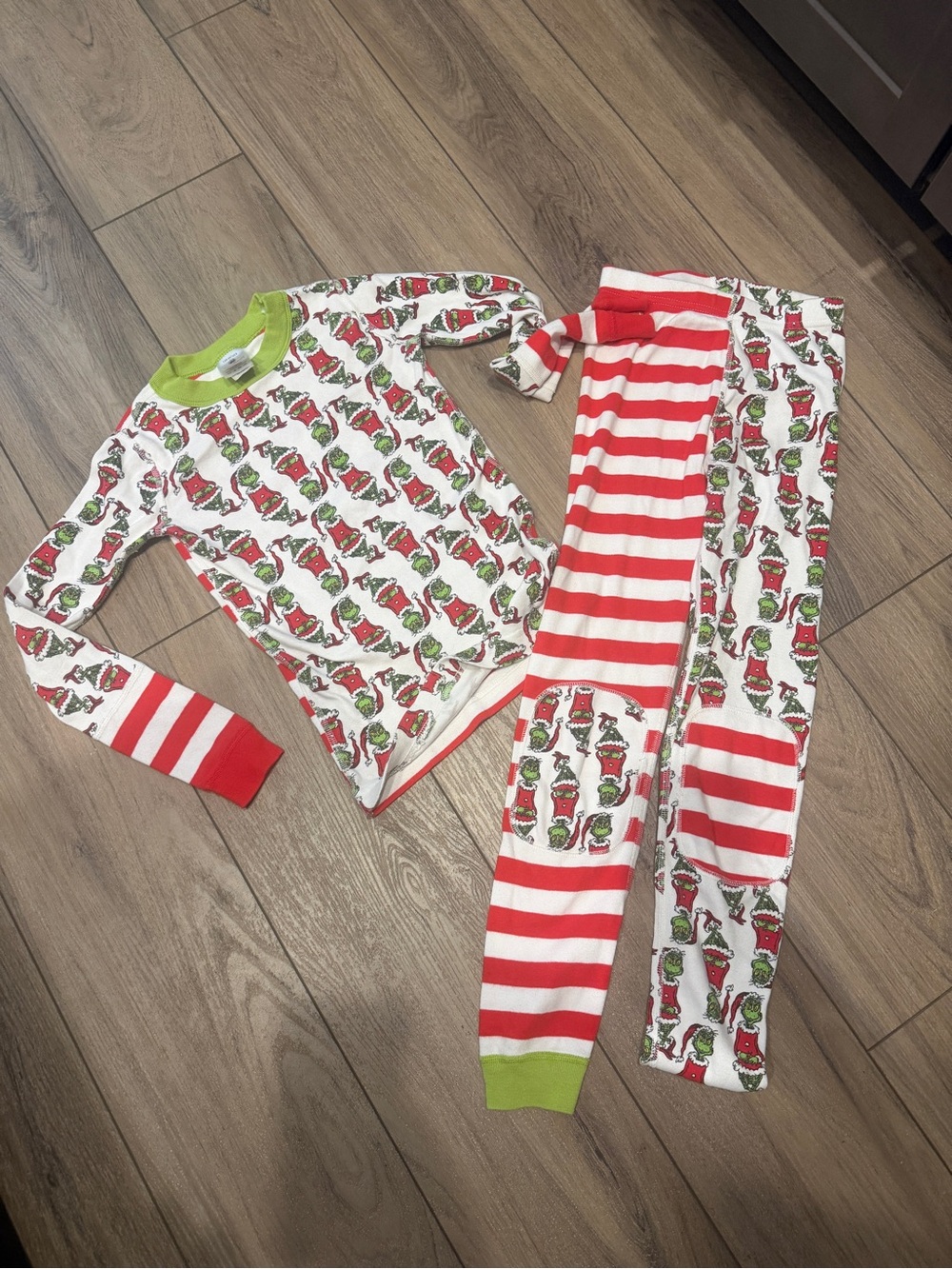 Hanna Andersson Grinch Christmas pajamas size 8